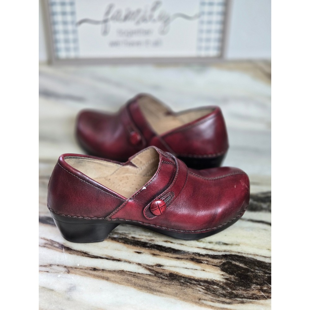Dansko Burgundy Red Burnished Leather Clogs Button Strap Block Heel 37 Work - Picture 6 of 11